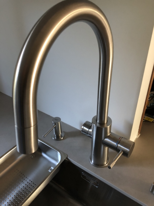 Aeschi Haustechnik AG Laufen, Sanitär, Oberwil